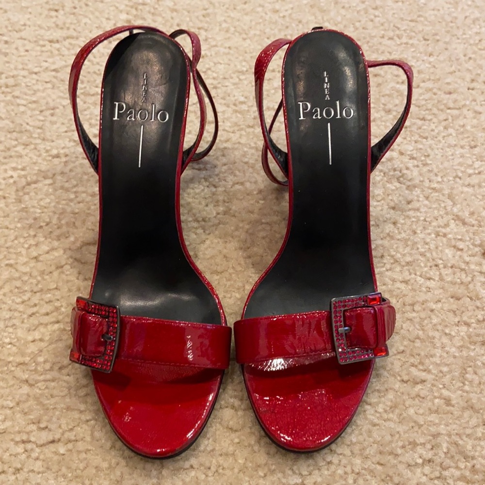 Gorgeous red lacy sandals - size 7.5